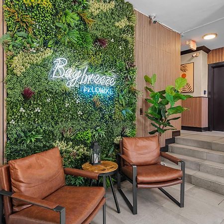 Baybreeze Apartments By Lowkl ไมอามีบีช ภายนอก รูปภาพ