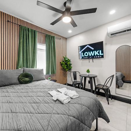 Baybreeze Apartments By Lowkl ไมอามีบีช ภายนอก รูปภาพ