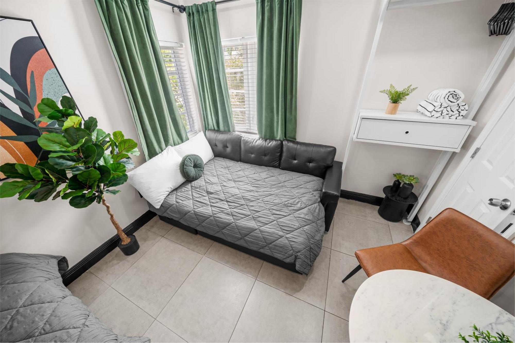 Baybreeze Apartments By Lowkl ไมอามีบีช ภายนอก รูปภาพ